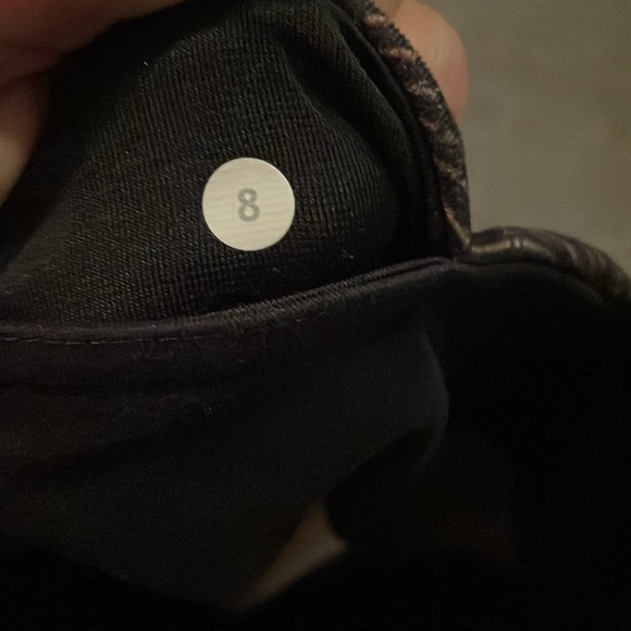 LULULEMON leggings sz 8 - Picture 2 of 5
